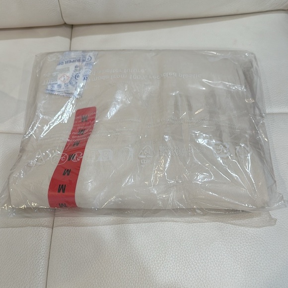 NWT PUMA Ladies' Fleece Crew in Tan - Picture 4 of 4